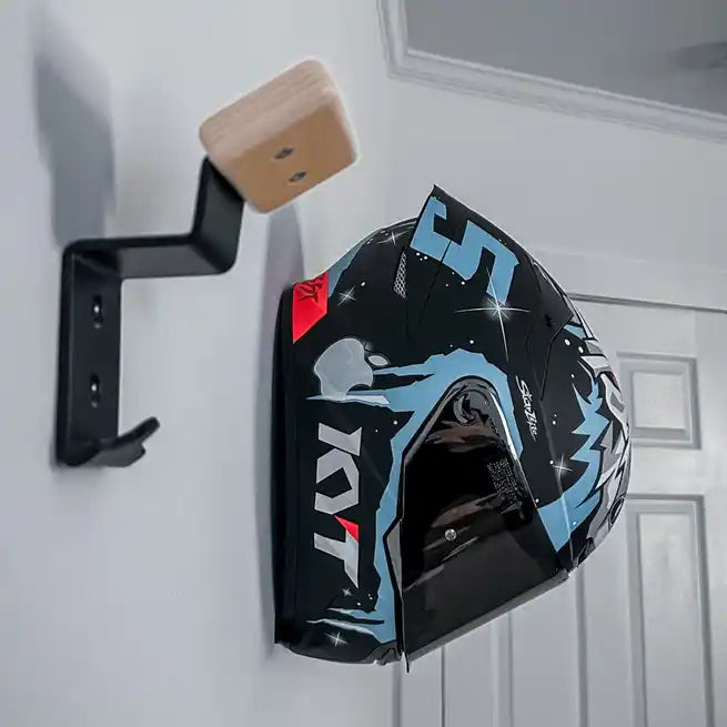 Soporte para casco – Moto Loot 🏍️ Organiza tu casco con estilo🔥Oferta 2X1🔥